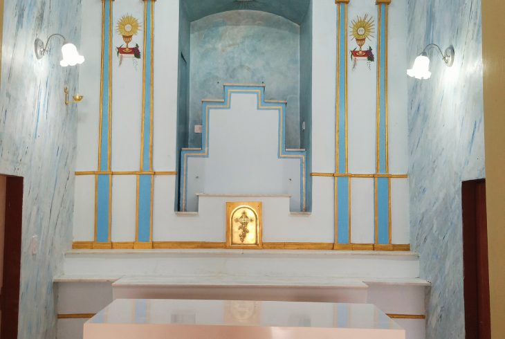 Pintura dos Altares Conclui Segunda Fase da Reforma do Santuário